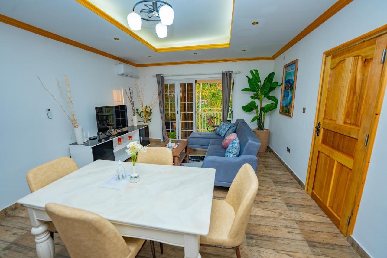 Paradise Breeze Apartment Misere Exterior photo